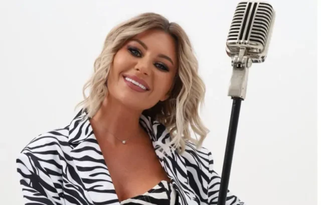 SINGERLADY